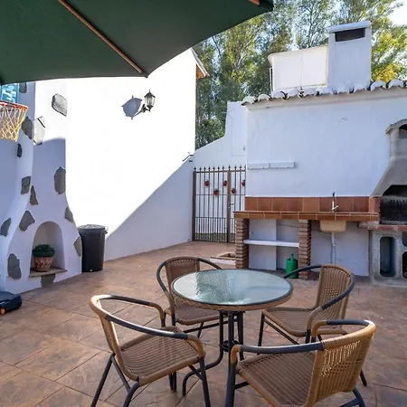 De Diseno Con Piscina Y Barbacoa Malaga